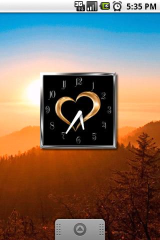 HQ Gold Heart Clock 2