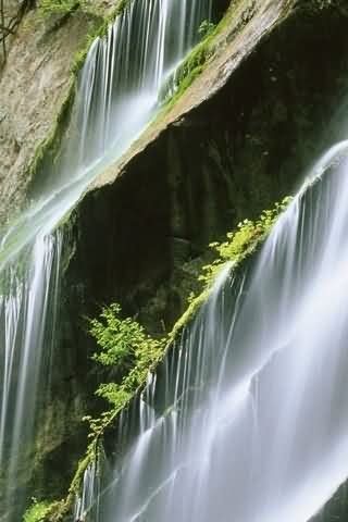 Amazing Waterfall Pics HD Android Themes
