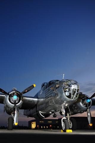 Warbirds: B-25 Mitchell Android Personalization